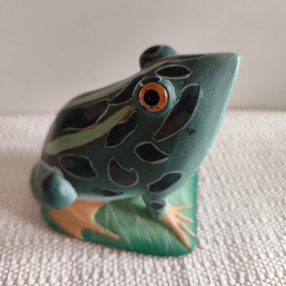 Hand Carved and Painted Stone Frog - Picture 1 of 7